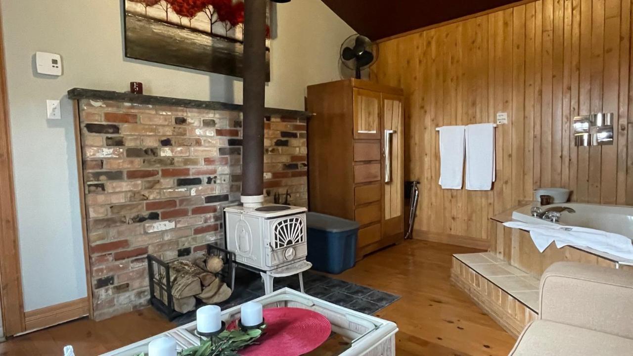 Lac-Mégantic Auberge Et Chalets Sur Le Lac מראה חיצוני תמונה