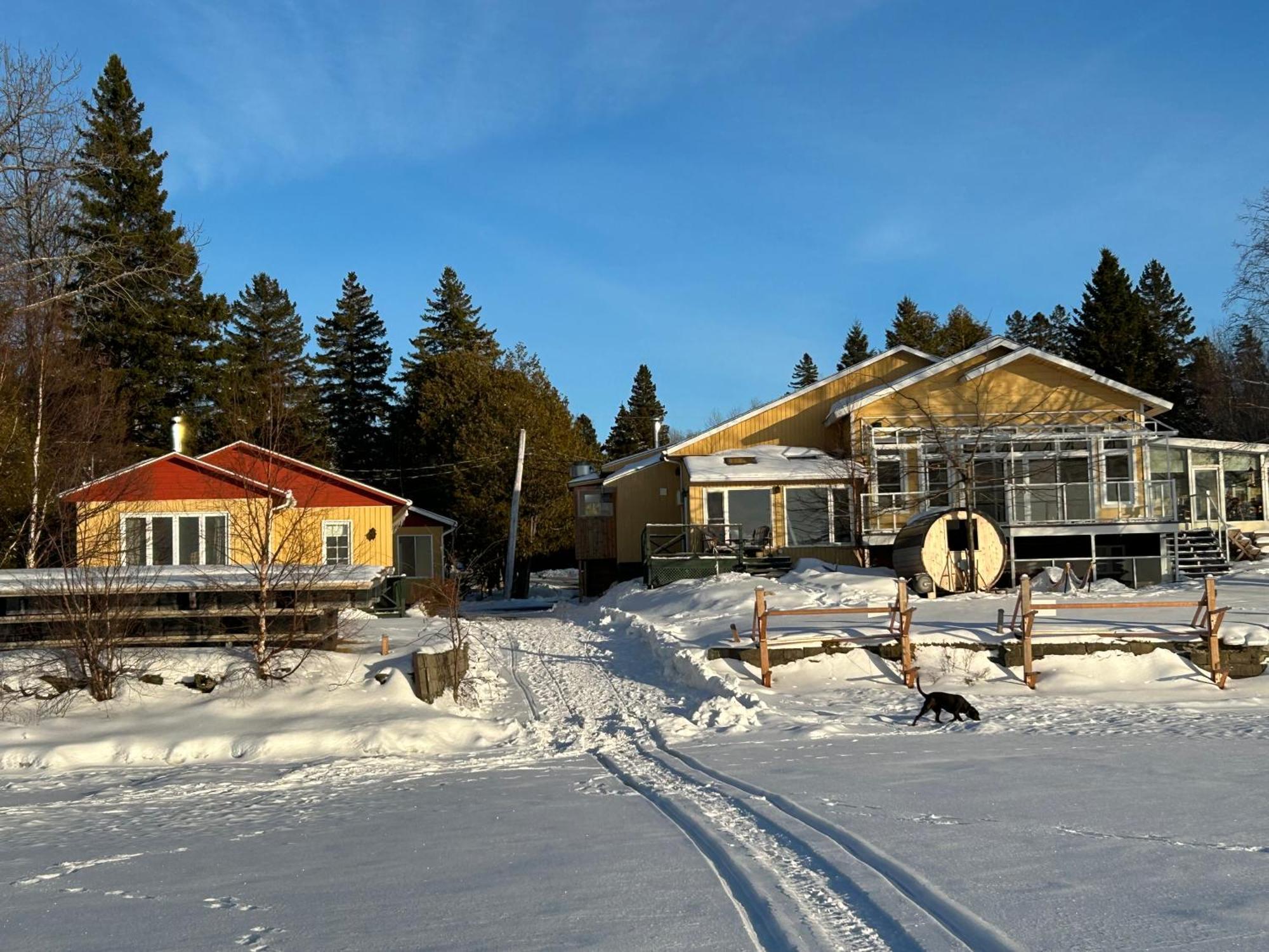Lac-Mégantic Auberge Et Chalets Sur Le Lac מראה חיצוני תמונה